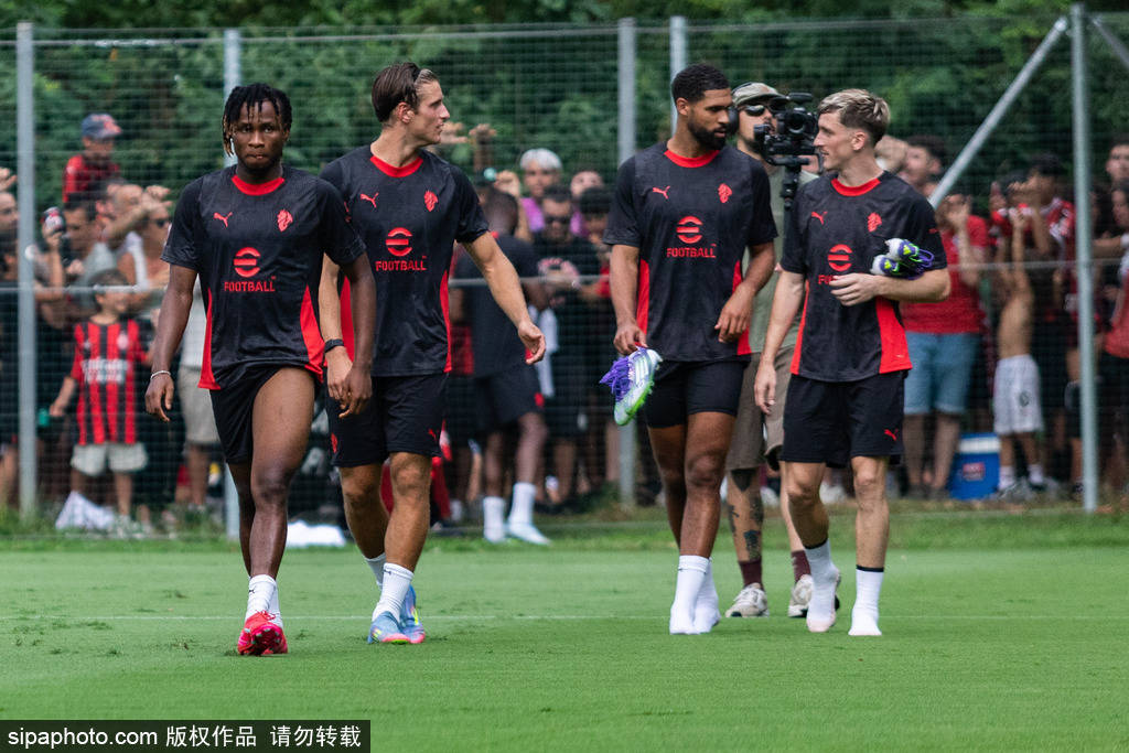 比斯利仍可 比斯利仍可