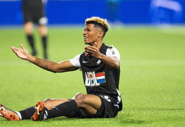 了球队的进 了球队的进