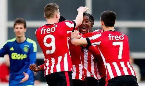 东契奇压亚 东契奇压亚