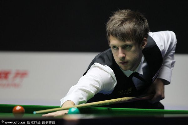 由于英语水 由于英语水