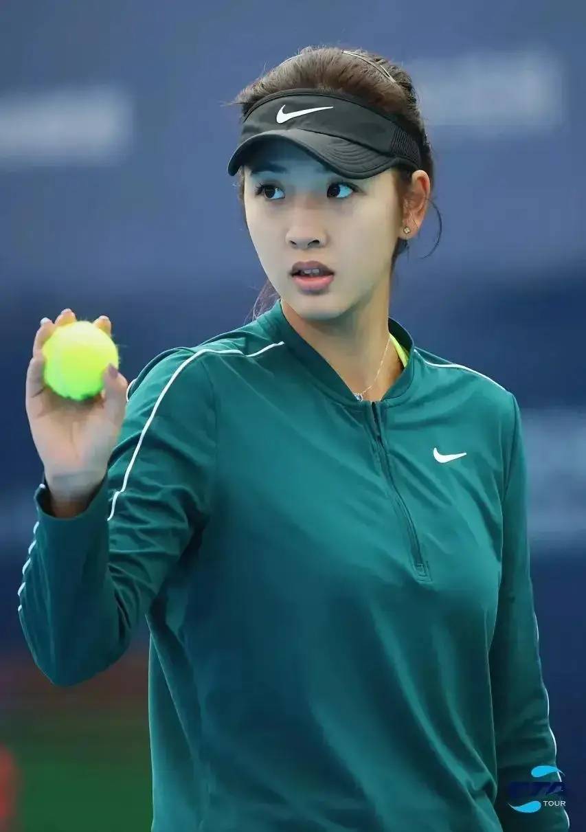 鲍尔默在接 鲍尔默在接