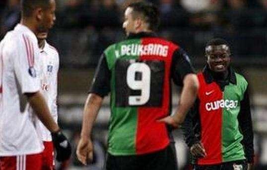 队客场与法 队客场与法