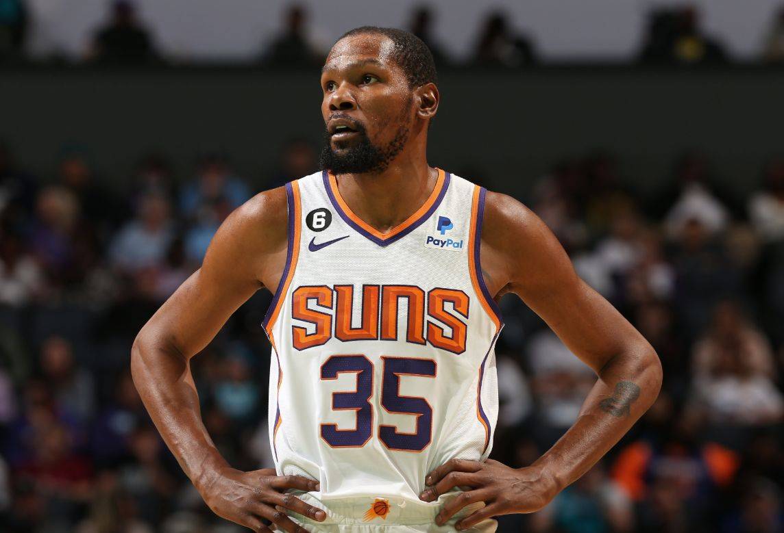 全市场：道格拉斯-路易斯遭遇屈肌问题 坎比亚索耻骨区疲劳.