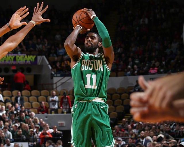 他在禁区前 他在禁区前