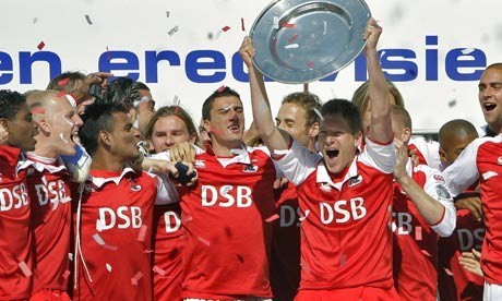 他短暂迟疑 他短暂迟疑